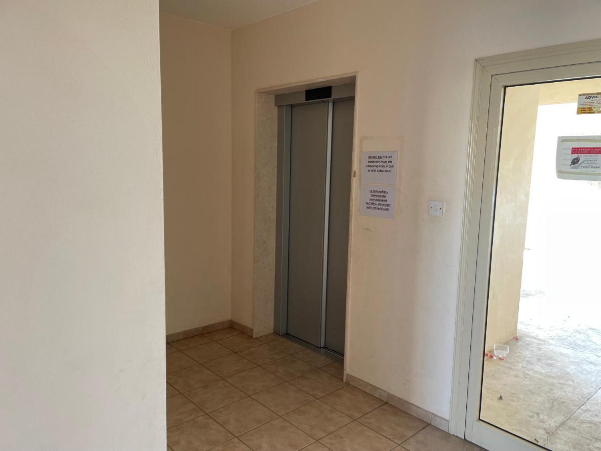 Kings Resort 1 Bedroom Apartment Paphos Kültér fotó